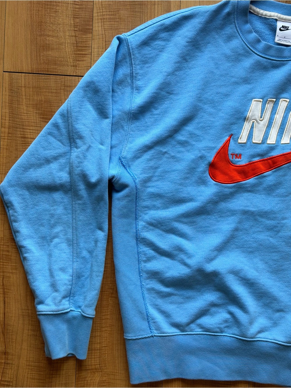 Nike Blue Preppy Crewneck Sportswear French Terry Embroidered Logo Sweatshirt - Picture 5 of 14